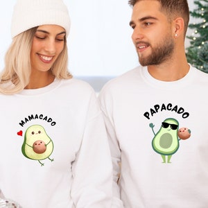 Mamacado Shirt,Papacado Tshirt,Avocado Coupe Pregnancy Announcement Shirt,Pregnancy Shirt,Couple shirt,Pregnancy gift,Unisex Sweatshirt