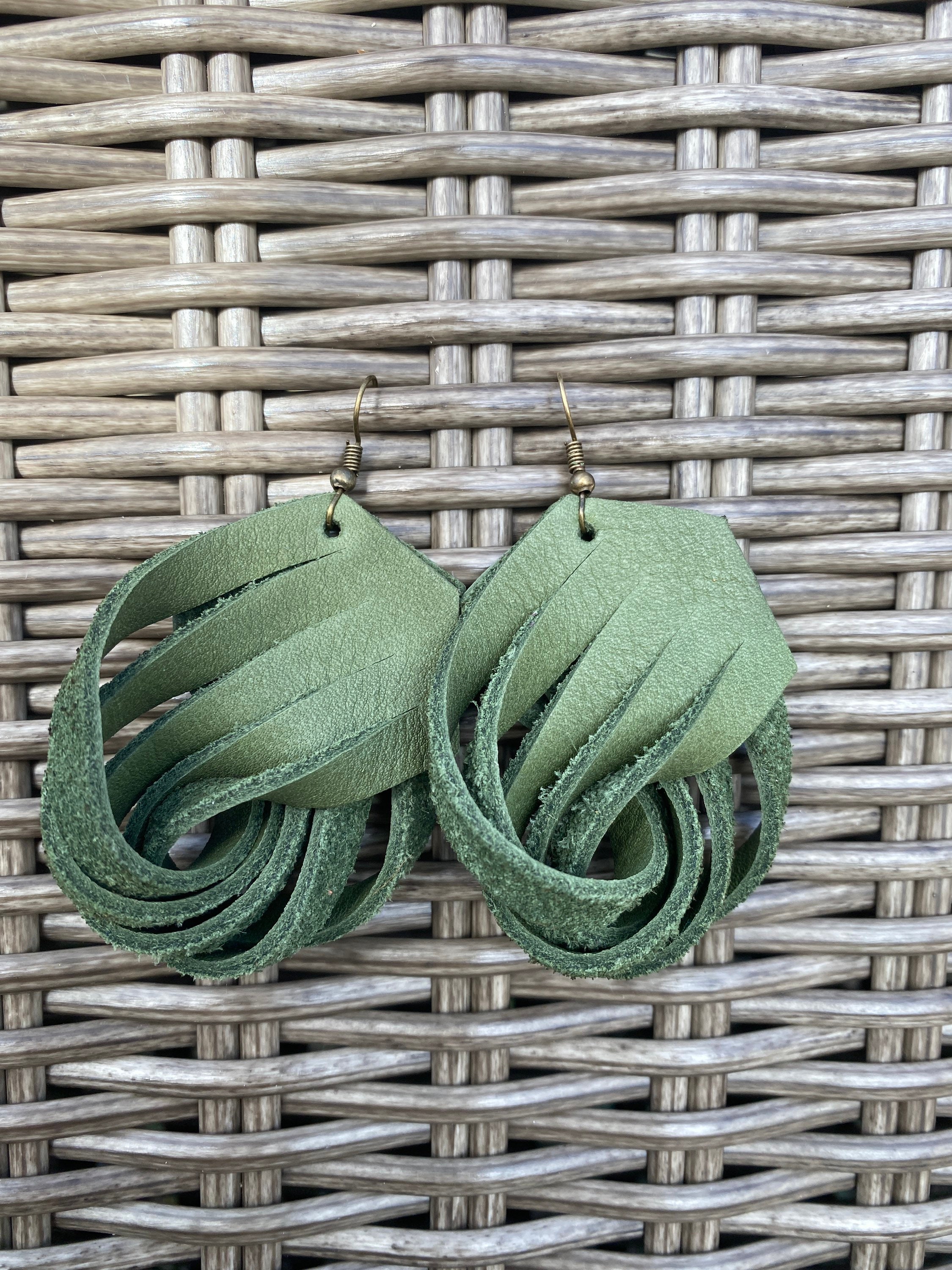 Leather Earrings Olive Green Wedding Ladies Earrings Olive Etsy