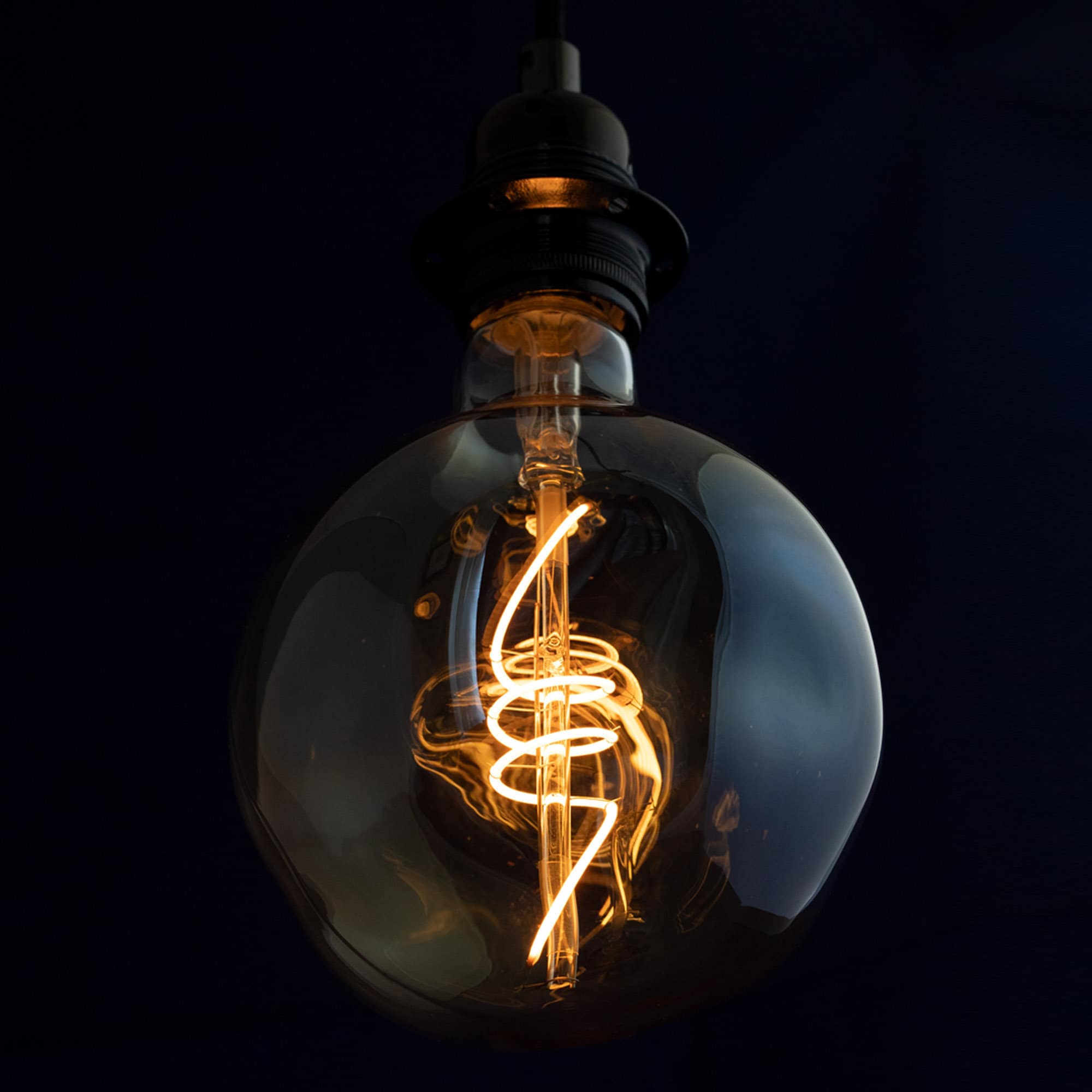 Edison LED Bulb E27 Dimmable Screw Filament Retro Light Bulb With Sculpture Art Designed Melt