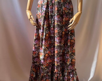 Vintage skirt floral pattern ankle length/Laura Ashley style skirt/milk