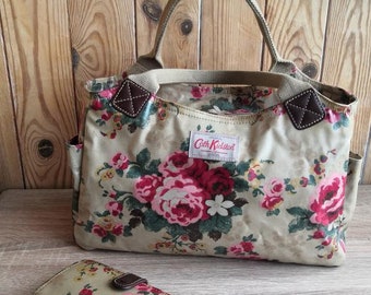 Flower canvas messenger bag Vintage Floral Pattern with Viburnum Flowers and Shrubs Seasonal Bohemian Design canvas beach bag Blue White 16x18-13 Flower canvas messenger bag Vintage Floral Pattern with Viburnum Flowers and Shrubs Seasonal Bohemian Design canvas beach bag Blue White 16x18-13