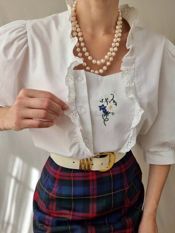 80s cottage core cotton blouse| Vintage feminine white shirt with statement heart collar and oversized collar main image 1