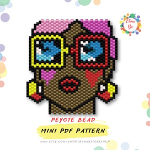 Peut inclure: Un motif de perles peyote coloré représentant une personne portant des lunettes et des boucles d'oreilles. Le motif est pour un téléchargement PDF miniature. Le texte "Peyote Bead Mini PDF Pattern" et "www.etsy.com/shop/bunnystoryshop" sont inclus dans l'image.