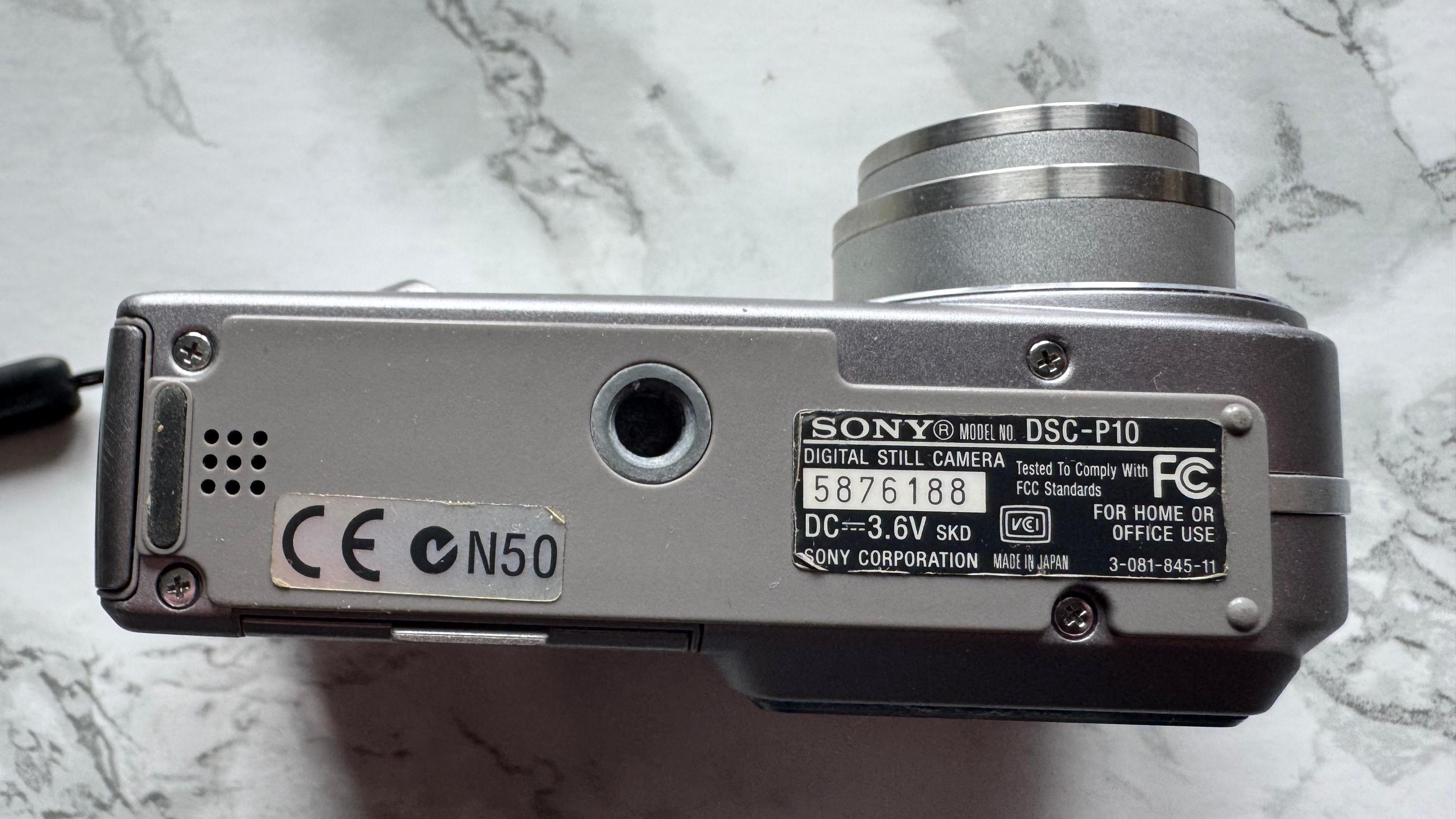 Sony DSC-P10 Digital Camera - Vintage Circa 2003 - Etsy
