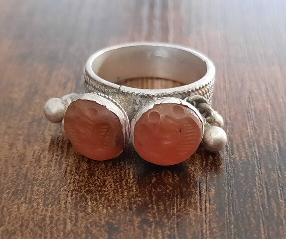 Old Kuchi Ring, Silver and double Carnelian Engra… - image 5