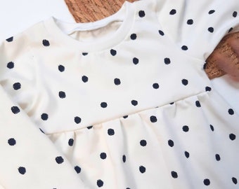 Jerseykleid Punkte cremeweiß mit schwarzen Punkten, langarm für Mädchen, Baby und Kinder