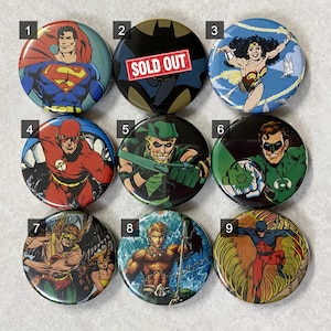 DC Comics-personages 1,25" pinnen of magneten: kies uit 40 personages!