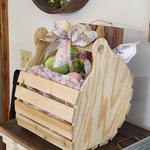 Wood garden or shopping basket with handle wood flower basket rustic wedding displays curved wood basket winter displays basket cedar