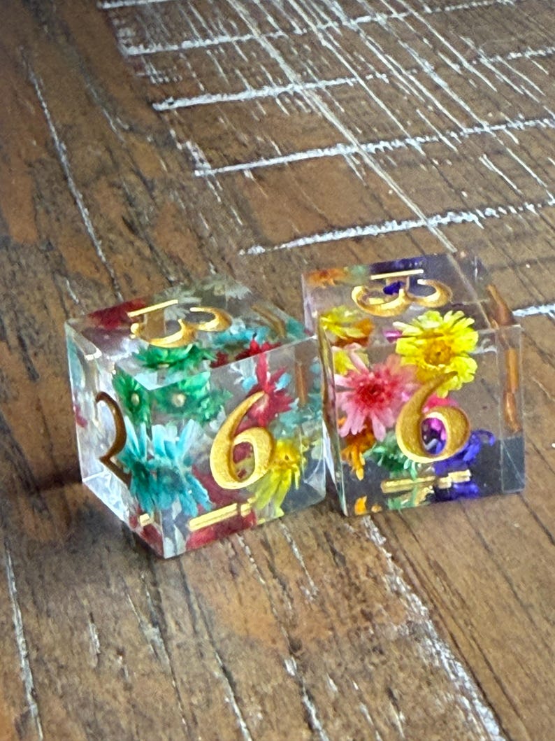Mahjong pair of Flower Dice in organza bag. clear flower gold #