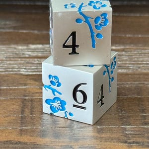 Mahjong metal Dice, Pair of Silver and blue (2 total), Several colors to choose from silver and blue