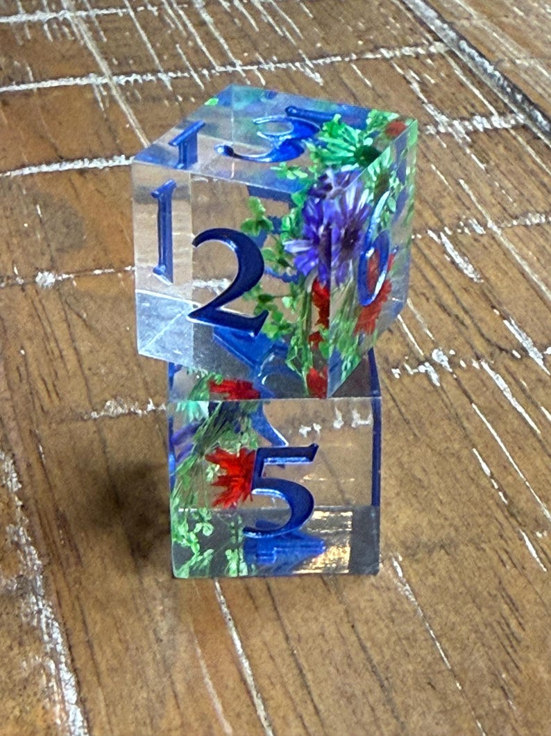 Mahjong pair of Flower Dice in organza bag. garden flower blue#