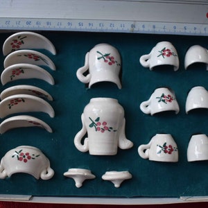 Miniature tea service for 6 persons, complete, in a box.