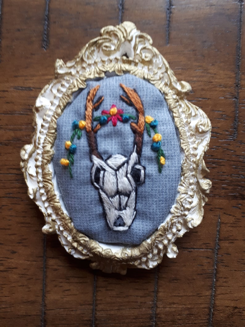 Little Buck Scull Embroidery