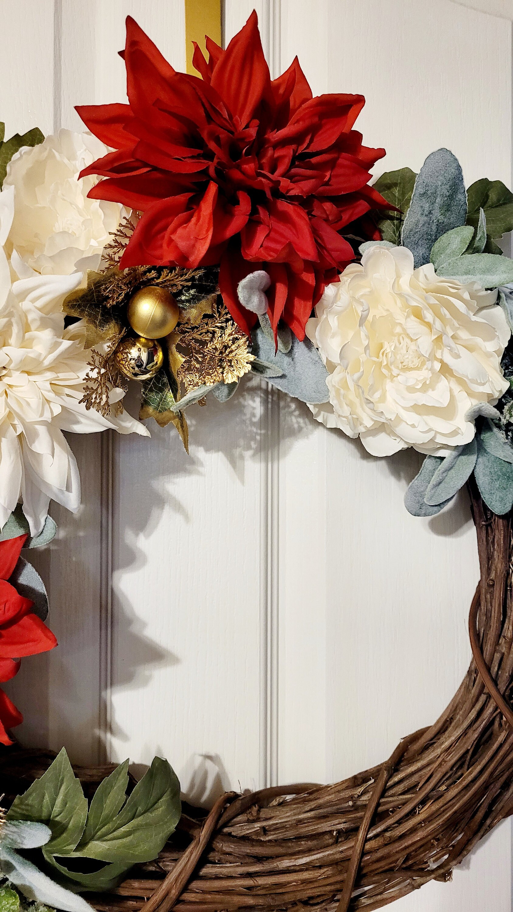 Christmas Red and White Poinsettias on Grapevine Wreath With Gold ...