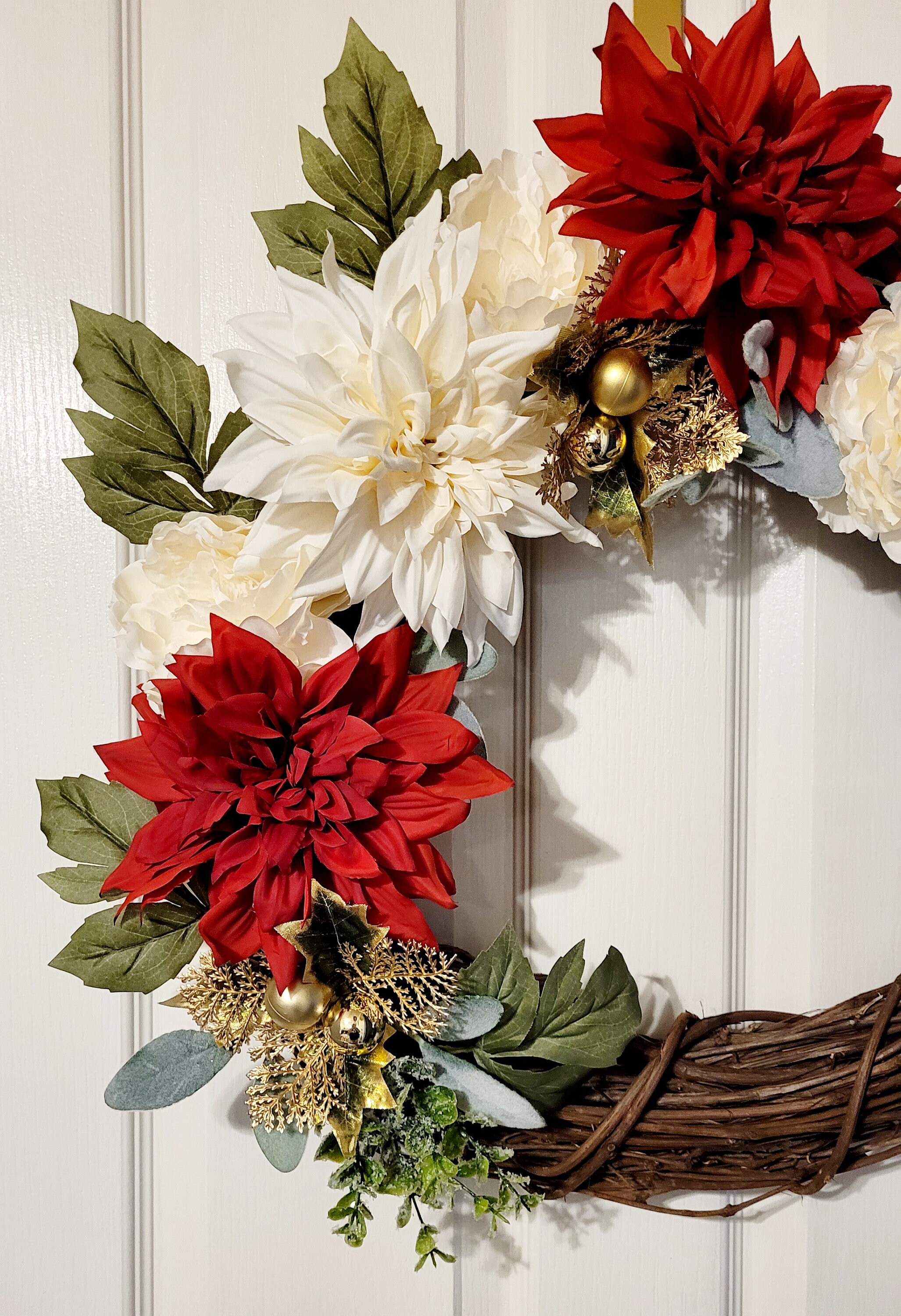 Christmas Red and White Poinsettias on Grapevine Wreath With Gold ...