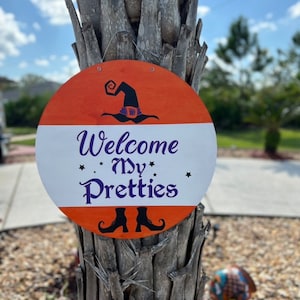 Welcome My Pretties  Halloween Door Hanger/ Fall Front Door Décor/ Round Halloween Door Hanger/ Wall Hanging/ Home Décor/ Gifts/