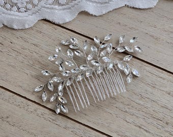 Bridal hair comb, silver hair accessory, wedding hair accessory, bridal headpiece, silver bridal comb, silver bridal headpiece, silver hair comb