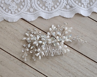 Silver hair comb, bridal hair comb, silver hair accessories, wedding hair accessories, bridal headpiece, silver bridal comb, silver bridal jewelry