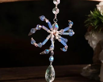 Beaded Spider Suncatcher – Handmade Crystal Spider Decor for Windows or Halloween