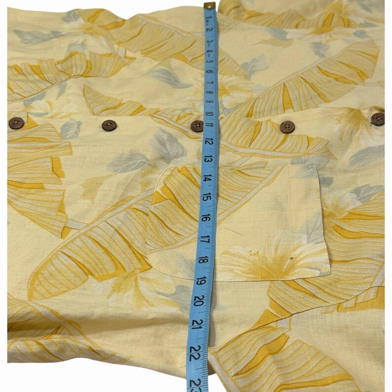 Vintage Tommy Bahama Linen Hawaiian Shirt Mens S Banana Leaf Resort Camp EUC image 5