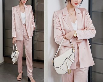 casual pantsuit