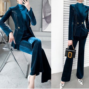Woman 3 Piece Pantsuit: Top, Blazer, Pants, Size L(10-12),  Black/Blue/Sapphire 