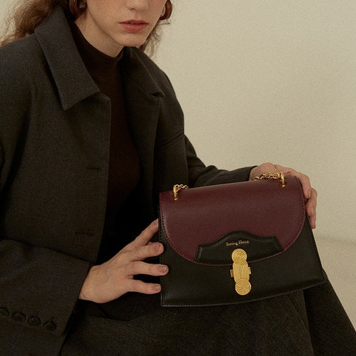 Designer classic vintage tote bag, brown shops & black cow leather handbag
