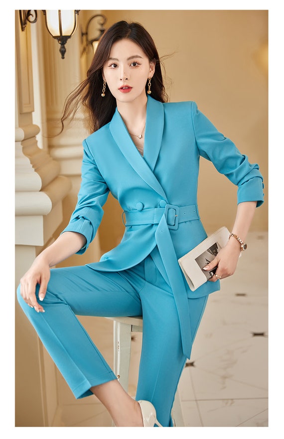 Tiffany blue top suit jacket