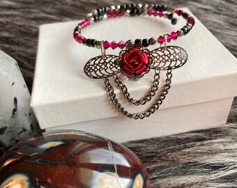 Gothic Rose Memory Wire Bracelet, goth bracelet, emo bracelet, rose bracelet, black bracelet, beaded bracelet, crystal bracelet