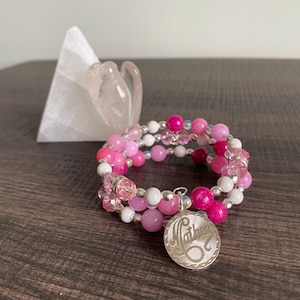 Jade and Howlite Mother’s Day Bracelet, mothers day gift, gift for mom, bracelet for mom, dyed jade beads, howlite bracelet, jade bracelet