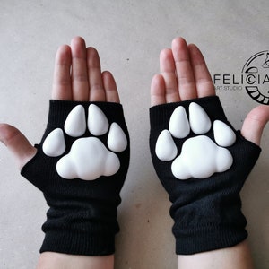 3 d Paws gloves, Toe beans gloves, Cat gloves, fun animal gloves, custom Paw print gloves