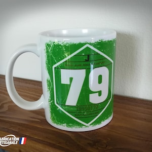 Old car sticker mug 1979