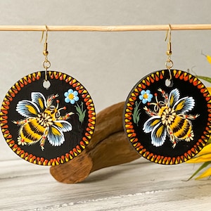 Boucles d’oreilles en bois d’abeille, Boucles d’oreilles pendantes amusantes, Boucles d’oreilles en bois d’insecte pendantes, Boucles d’oreilles en cercle hypoallergénique, Boucles d’oreilles ethniques légères.