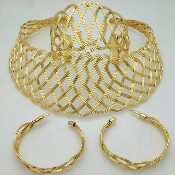 Dubai African Women Chic Classy Big & Bold Gold Jewelry for Wedding Engagement Bridal Party Guests Necklace Earrings Bracelet Set