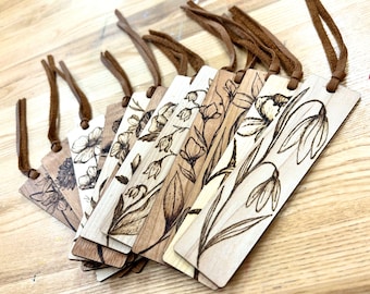 Marcapáginas de flores de nacimiento