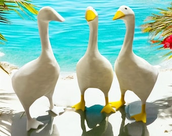 3D Printed Desk Goose, 8 Inch PLA Plastic Novelty Decor