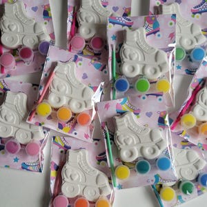 Roller skate party favors/ Paint your own skate/Roller skates birthday party/Kids craft/DIY Roller skate/Plaster paint kits/Rollerblade