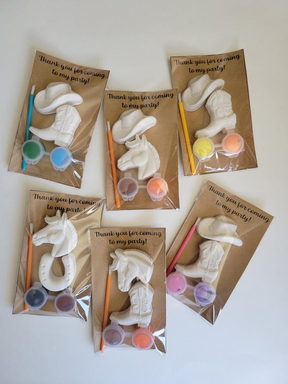 Cawboy party favors/Cowboy theamed party favors/Western DIY kits/Western Birthday party/Cawgirl paint kits! Western class activities/