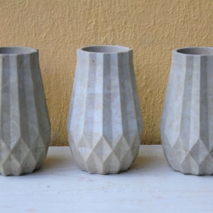 Betonvase für Trockenblumen kleine Vase aus Beton grau image 4