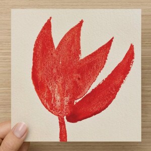 Fiorito Rosso - Fiore Rosso - Biglietto di Auguri - Tutte le Occasioni - 14 x 14 cm Piegato - Busta inclusa - Mini Art Print - Illustrazione Acquerello