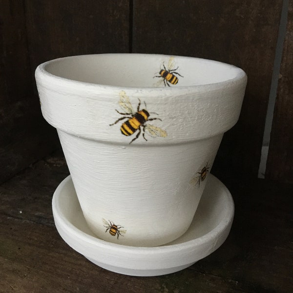 Let it Bee! Plant pot with bee detail. Hand painted in antique cream and decoupaged with bees.