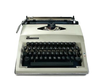 Adler Contessa, Working Typewriter, Grey Typewriter, Portable typewriter, Manual 1970's vintage Typewriter