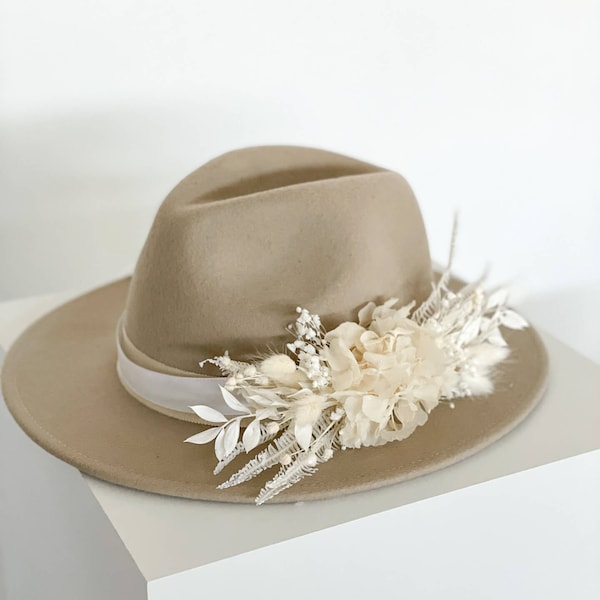 Hatband dried flowers white hydrangea