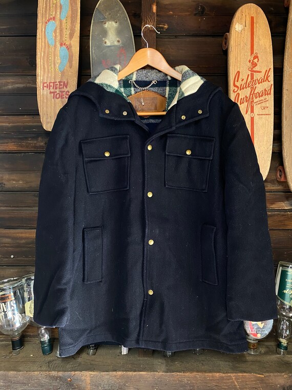 Vintage Woolrich Wool Coat in Black | Wool Reserve