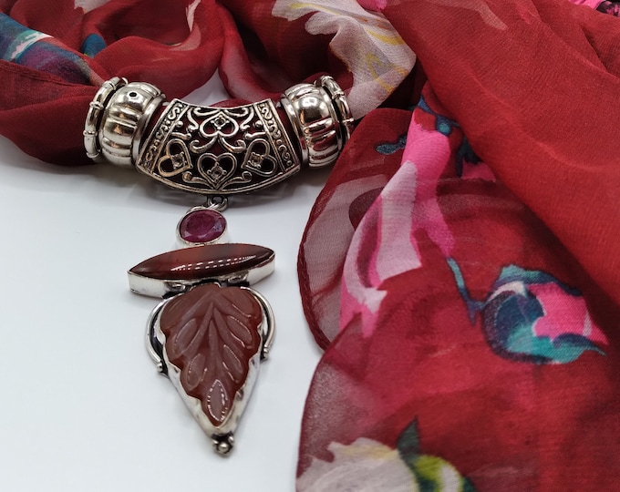 Berry Agate & Jasper Carved Leaf Gem Slide Pendant with Scarf Necklace, 6 Piece Set Includes Pendant, Long Floral Berry Scarf, 4 Scarf Rings