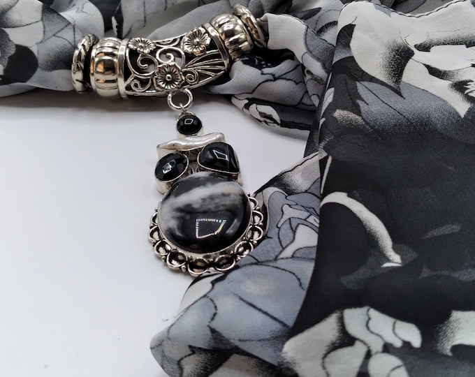 Agate Scarf Slide Gemstone Pendant Necklace Set: Includes Floral Scarf & Rings
