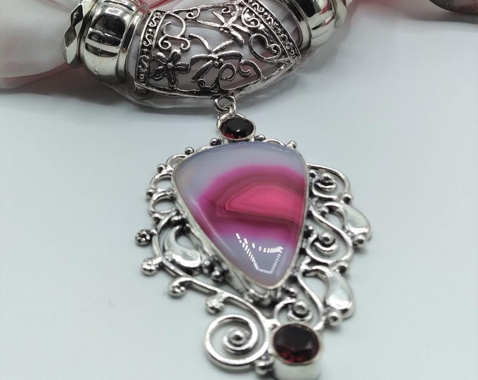 Pink & White Agate, Faceted Garnet Scarf Slide Gem Pendant Necklace, 6 Piece Set, Coordinating White Pink Flowers Long Scarf, 4 Scarf Rings