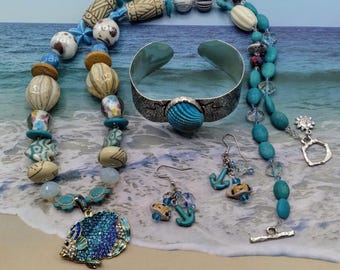 Tropical Fish 4 Piece Jewelry Set, Crystal Enhancer Pendant, 32 Inch Beaded Island Luxe Sea Theme Necklace, Coordinating Bracelet, Earrings