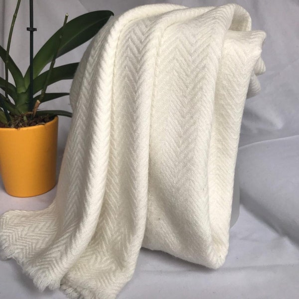 WHITE Beautiful and Soft Luxury merino WOOL SCARF Wrap Natural Plain herringbone Unisex light weight cashmere scarf Ideal for Gifts