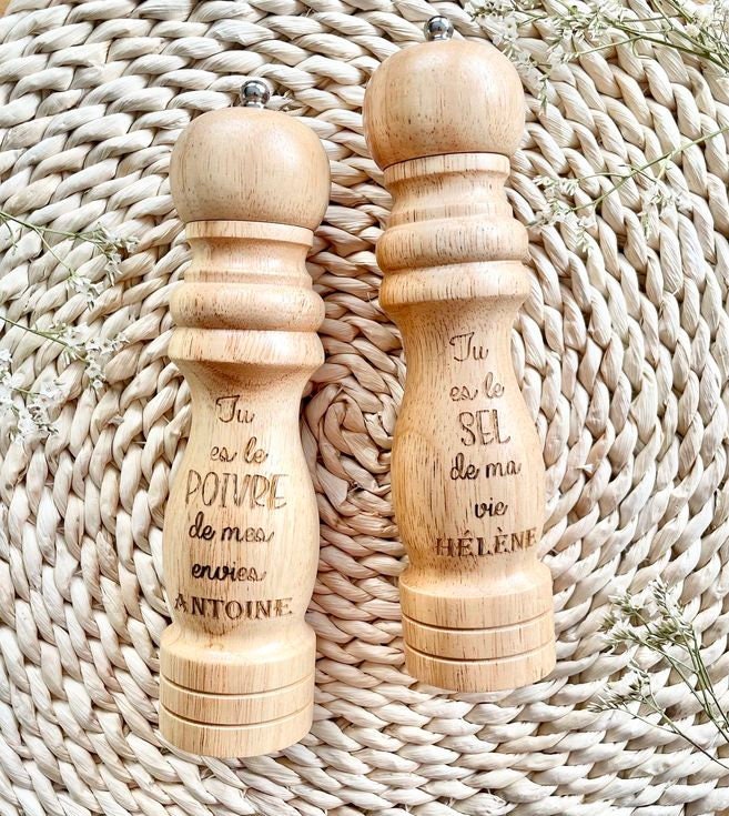 Moulin Poivre ou Sel en Bois Personnalisable